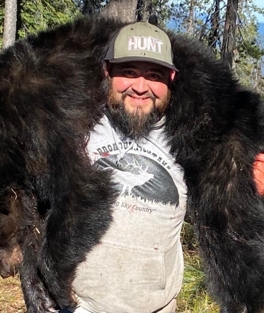 Gilbert Galegos: Idaho Bear Hunting Guide