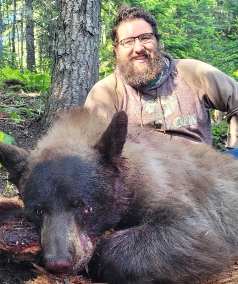 Zach Flyte: Idaho Bear Hunting Guide