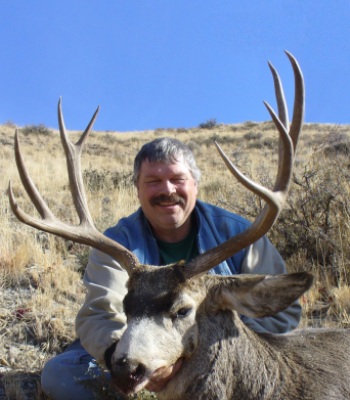 Mule Deer Hunting Outfitter & Guide