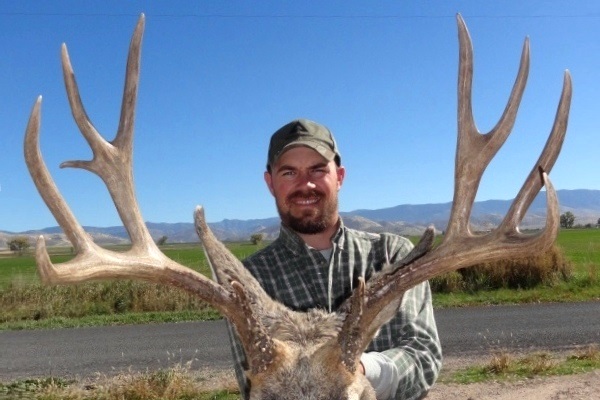 Mule Deer Guide Brian Denney