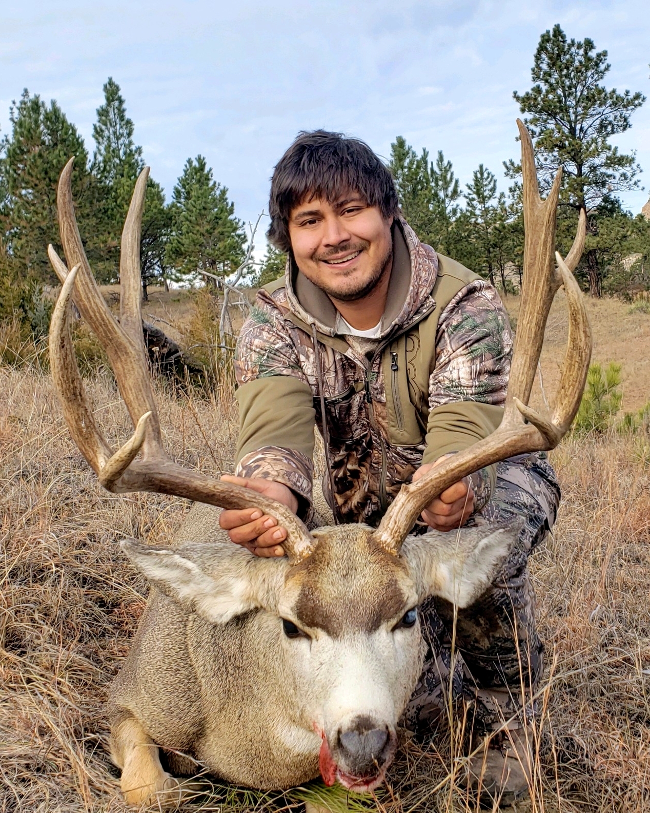 Montana Mule Deer Hunt Guide